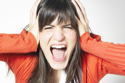 俏颜格：为什么你的脸一到夏天说油就油