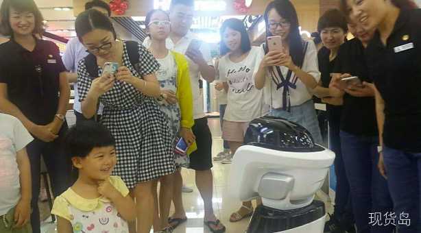 机器人在苏宁门店“搞事情” 还被央视盯上了！